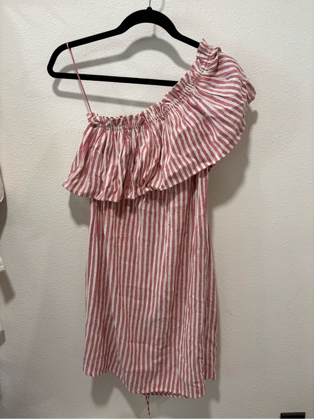 NWT Billabong x Sincerely Jules One-Shoulder Ruffle Dress